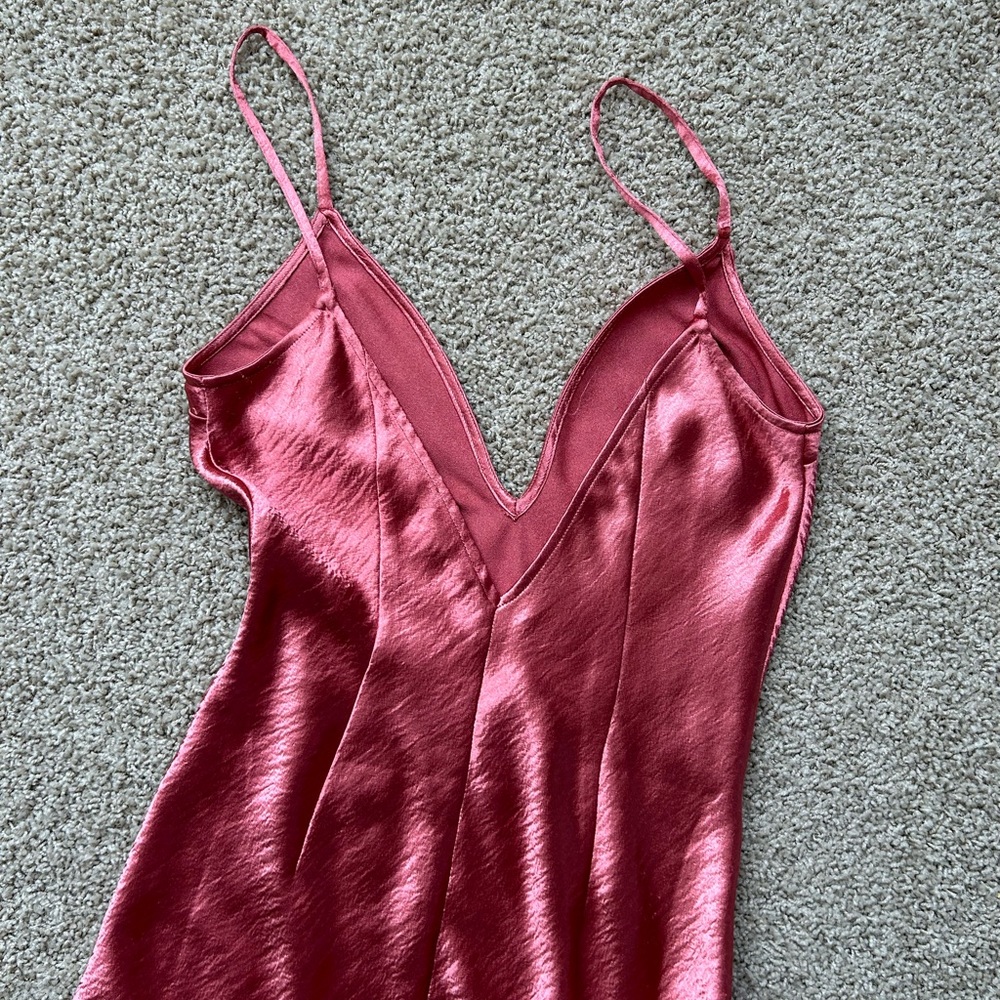 Express dress - Picture 2 of 6